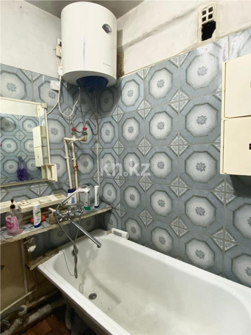 Продажа 4-комнатной квартиры, 62 м² - Продажа четырехкомнатных квартир в панельном доме в Караганде - страница 6 фото 5 из 9