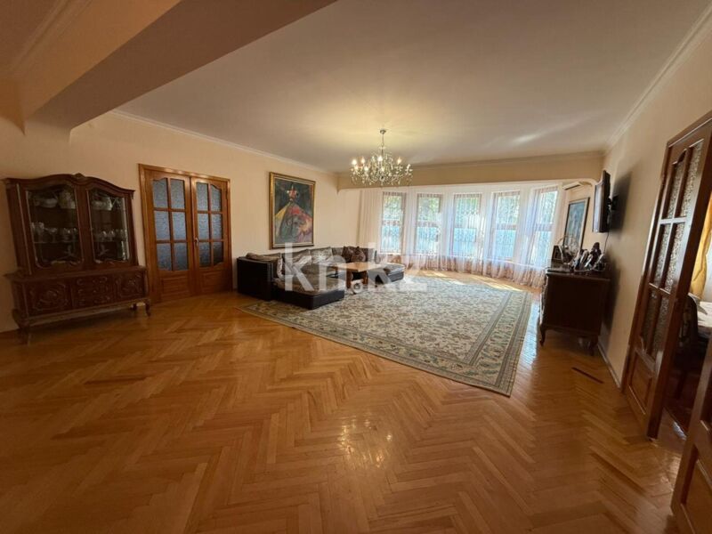 Аренда 9-комнатного дома, 487 м² - Продажа зданий в Карагандинской области фото 7 из 22