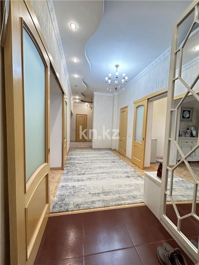 Продажа 4-комнатной квартиры, 121.1 м² - Продажа четырехкомнатных квартир в кирпичном доме в Казахстане - страница 8 фото 30 из 39