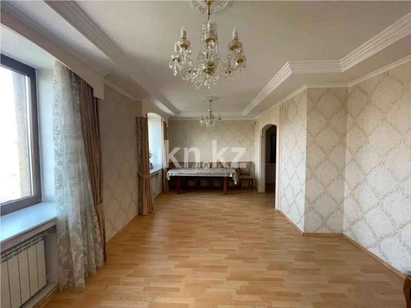 Продажа 3-комнатной квартиры, 109 м² - Продажа трехкомнатных квартир в кирпичном доме в Караганде - страница 12 фото 1 из 8