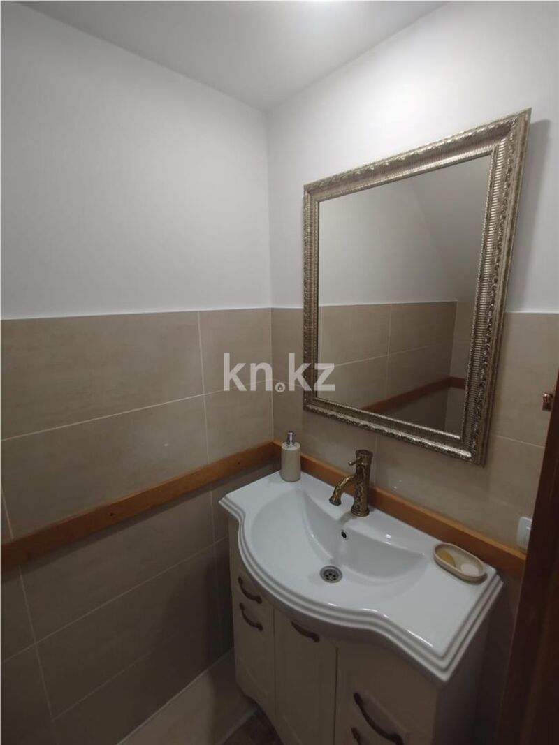 Продажа 6-комнатной квартиры, 241 м² - Продажа пятикомнатных и более квартир в Темиртау фото 47 из 59
