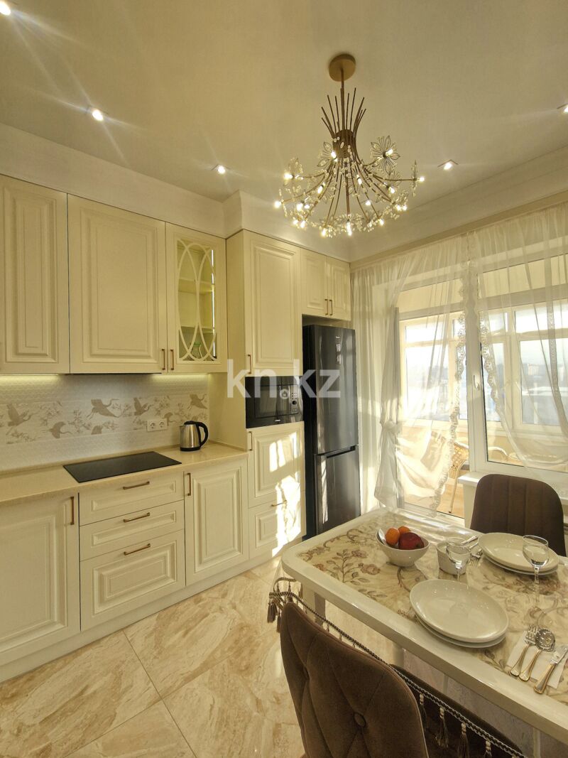 Продажа 2-комнатной квартиры, 74 м² - Продажа квартир в монолитно-каркасном доме в Алматы - страница 6 фото 1 из 11