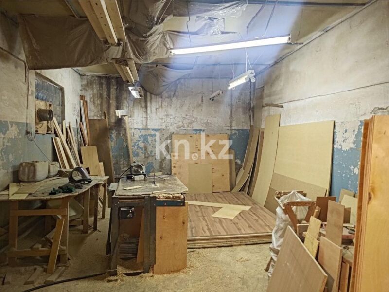 Продажа 6-комнатного дома, 340 м² - Продажа домов, коттеджей в Караганде - страница 4 фото 19 из 21
