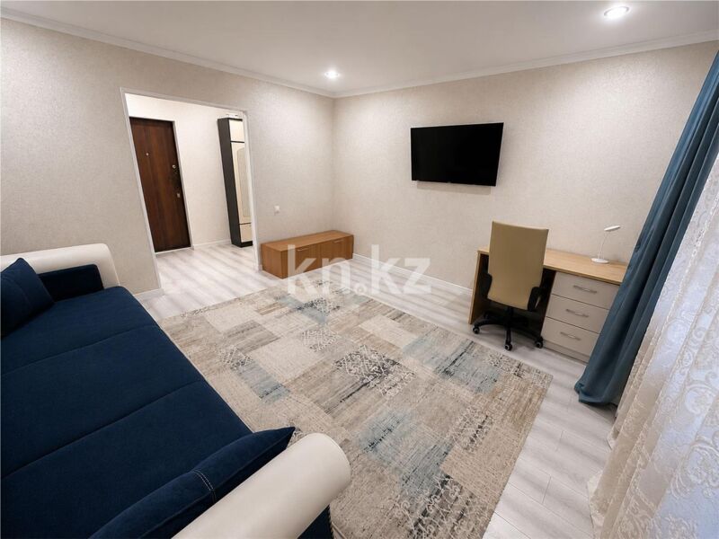 Продажа 1-комнатной квартиры, 41 м² - Продажа однокомнатных квартир на Юго-Востоке Караганды - страница 6 фото 1 из 4