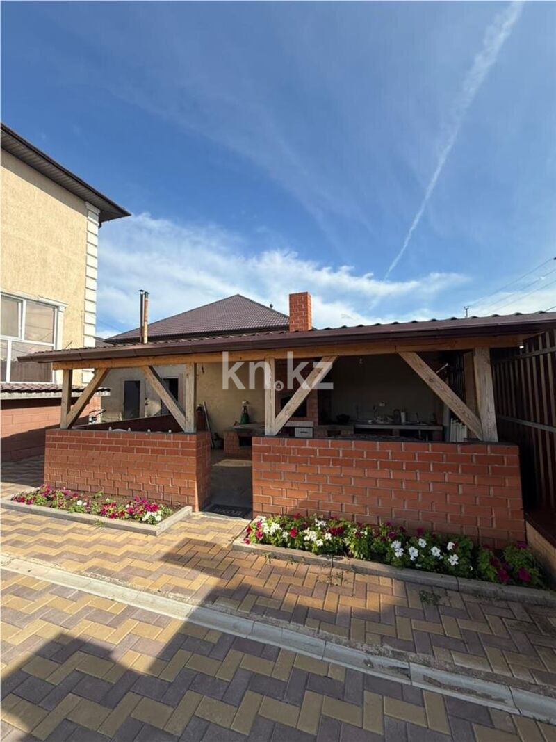 Продажа 5-комнатного дома, 213 м² - Продажа домов, коттеджей в Караганде фото 2 из 27