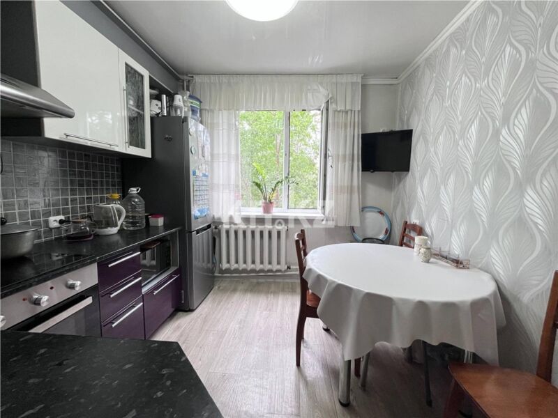 Продажа 3-комнатной квартиры, 64 м² - Продажа квартир в районе Нового рынка Караганды фото 8 из 18