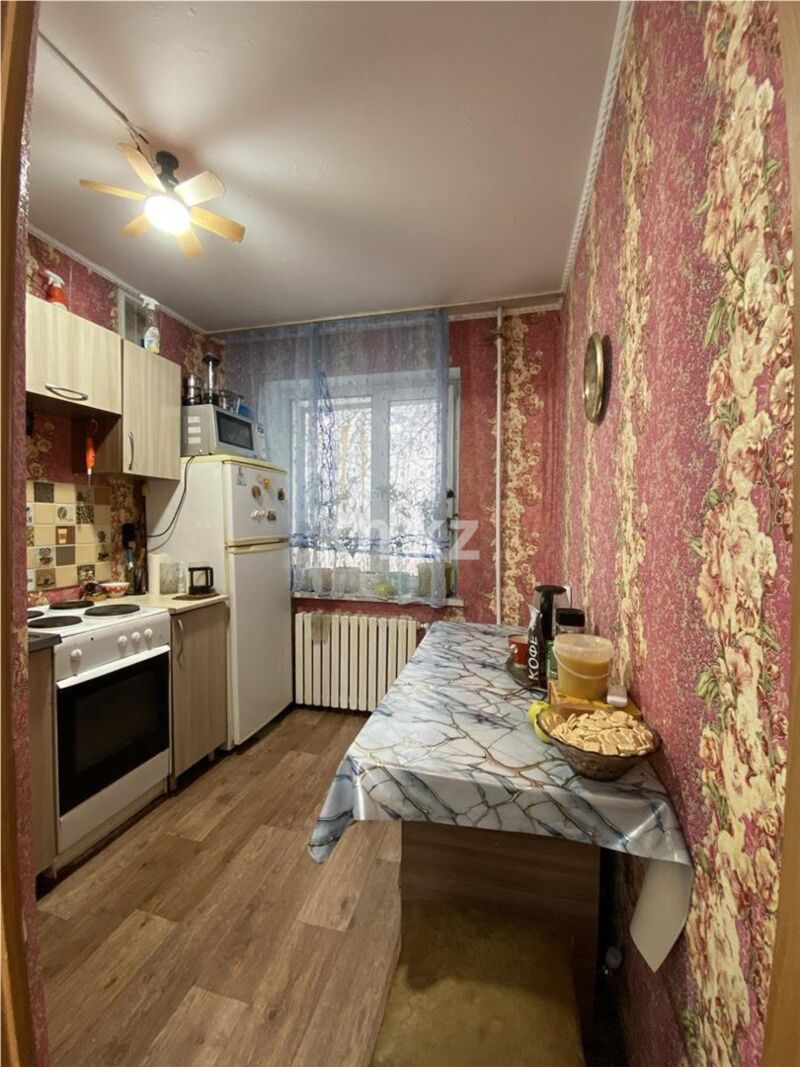 Продажа 1-комнатной квартиры, 30 м² - Продажа однокомнатных квартир в Темиртау - страница 7 фото 4 из 13