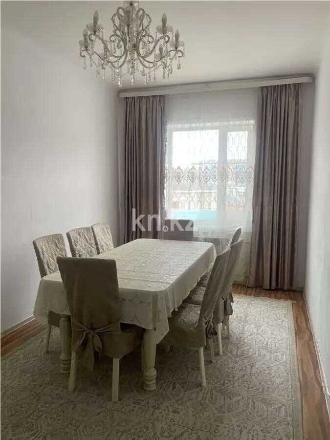Продажа 4-комнатной квартиры, 90 м² - Продажа жилой и коммерческой недвижимости в Караганде фото 2 из 6