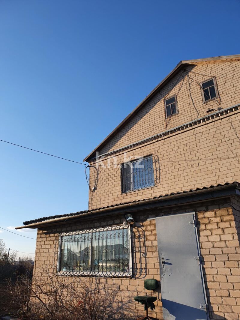 Продажа 6-комнатного дома, 238 м² - Продажа домов, коттеджей в Караганде - страница 6 фото 3 из 15
