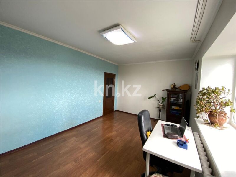 Продажа 3-комнатной квартиры, 90 м² - Продажа трехкомнатных квартир в кирпичном доме в Караганде - страница 20 фото 7 из 26