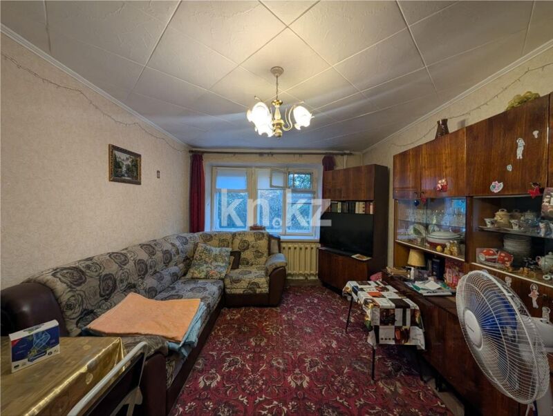 Продажа 2-комнатной квартиры, 47 м² - Продажа двухкомнатных квартир на Юго-Востоке Караганды - страница 19 фото 1 из 11