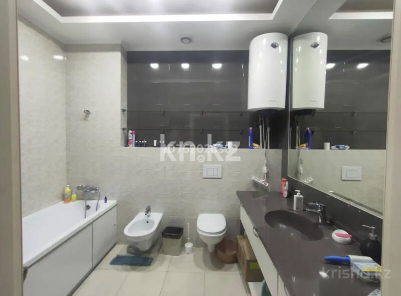 Продажа 3-комнатной квартиры, 145.4 м² - Продажа квартир в районе Михайловка в Караганде фото 12 из 12
