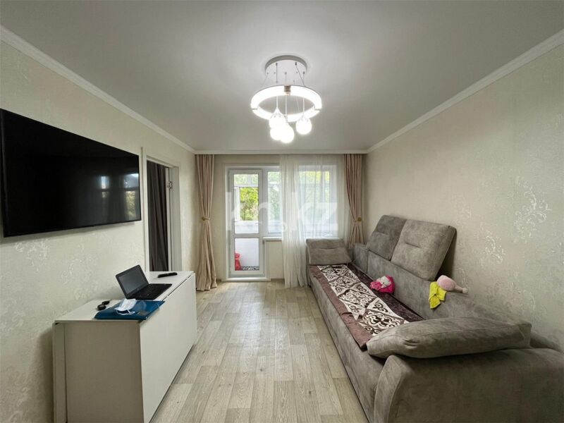 Продажа 3-комнатной квартиры, 54 м² - Продажа трехкомнатных квартир на Юго-Востоке Караганды - страница 19 фото 1 из 12