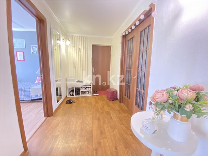 Продажа 3-комнатной квартиры, 62 м² - Продажа трехкомнатных квартир в Караганде фото 12 из 14