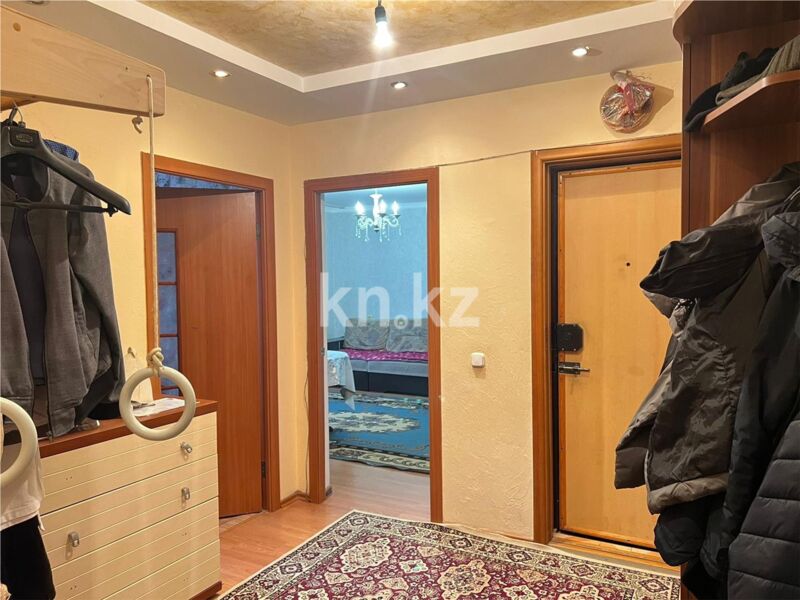 Продажа 4-комнатной квартиры, 75 м² - Продажа четырехкомнатных квартир в панельном доме в Караганде - страница 7 фото 14 из 17