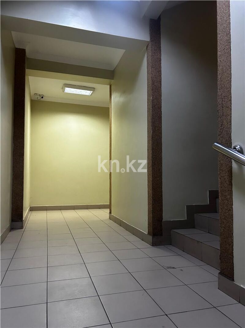 Продажа 3-комнатной квартиры, 71 м² - Продажа трехкомнатных квартир в кирпичном доме в Караганде - страница 31 фото 16 из 18