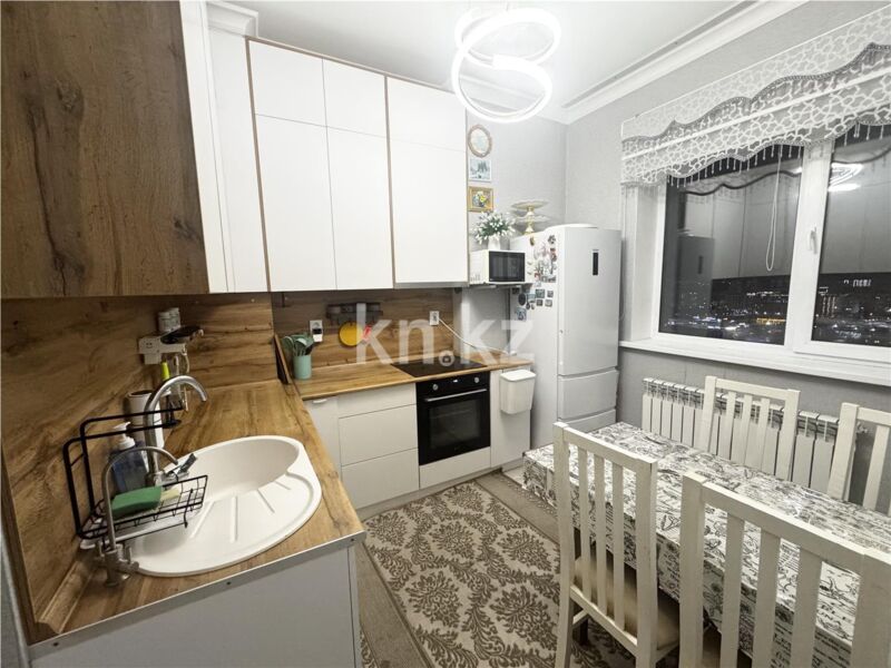 Продажа 3-комнатной квартиры, 70 м² - Продажа квартир в монолитно-каркасном доме в Караганде - страница 7 фото 7 из 14
