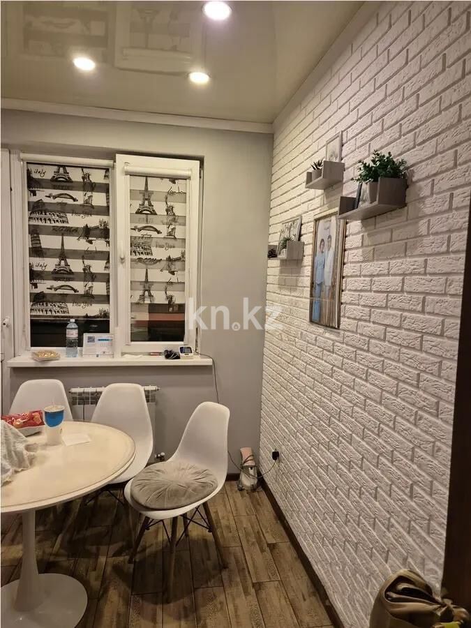 Продажа 3-комнатной квартиры, 75.8 м² - Продажа трехкомнатных квартир в кирпичном доме в Казахстане - страница 4 фото 4 из 8