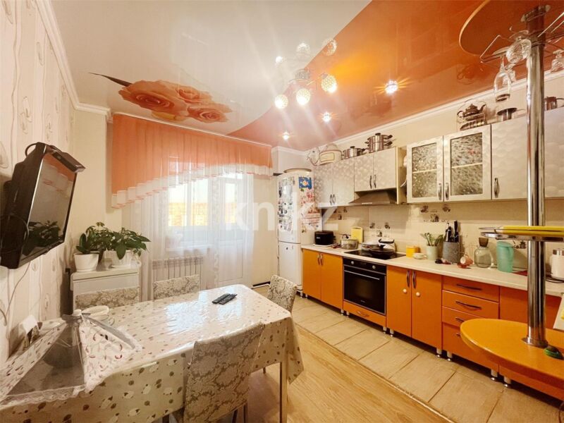 Продажа 3-комнатной квартиры, 88 м² - Продажа квартир в блочном доме в Казахстане - страница 199 фото 1 из 10