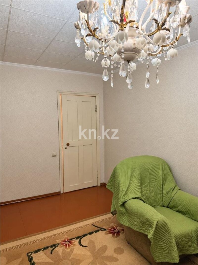 Продажа 3-комнатной квартиры, 58 м² - Продажа трехкомнатных квартир в панельном доме в Караганде - страница 2 фото 6 из 19