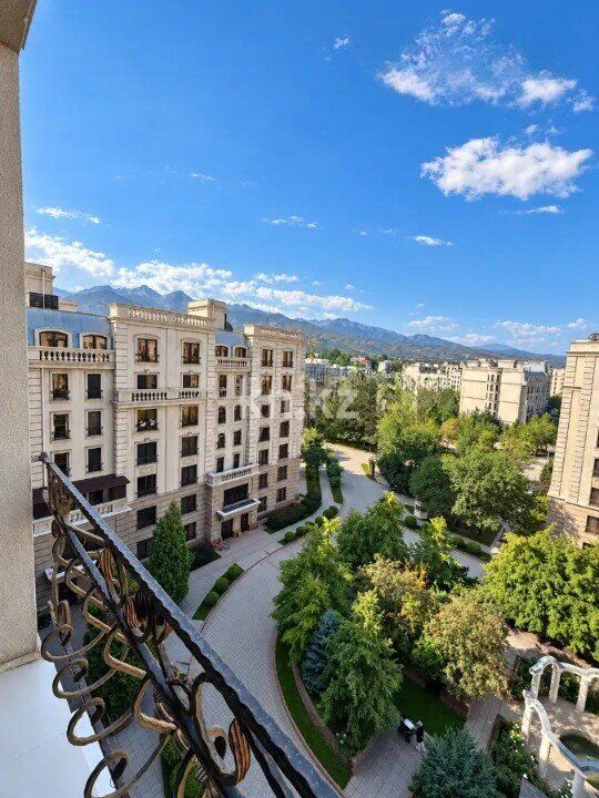 Продажа 3-комнатной квартиры, 133.8 м² - Продажа квартир в монолитном доме в Алматы фото 9 из 16