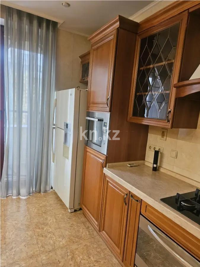 Продажа 3-комнатной квартиры, 169 м², ул. Рахмадиева, дом  12 в Алматы - фото 2