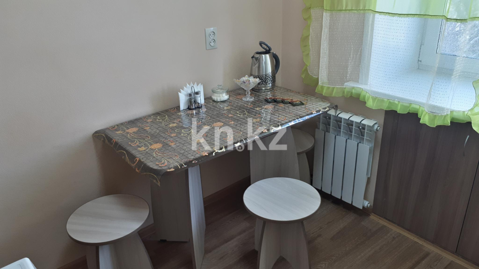 Аренда 1-комнатной квартиры посуточно, 32 м², ул. Потанина, дом  19 - Аренда жилой и коммерческой недвижимости в Усть-Каменогорске фото 9 из 12