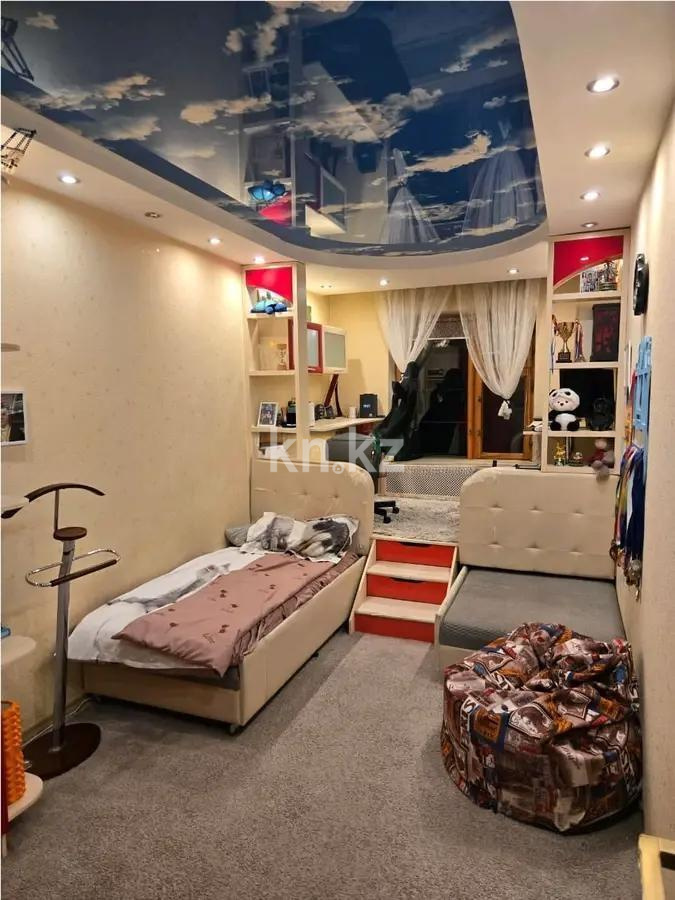 Продажа 3-комнатной квартиры, 59 м², мкр-н 10, дом  13 в Алматы - фото 2