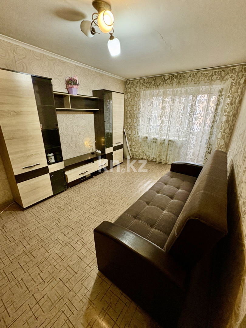 Аренда 2-комнатной квартиры, 44 м², пр. Бухар-жырау, дом  79/2 - Аренда  двухкомнатных квартир помесячно в Караганде фото 1 из 7