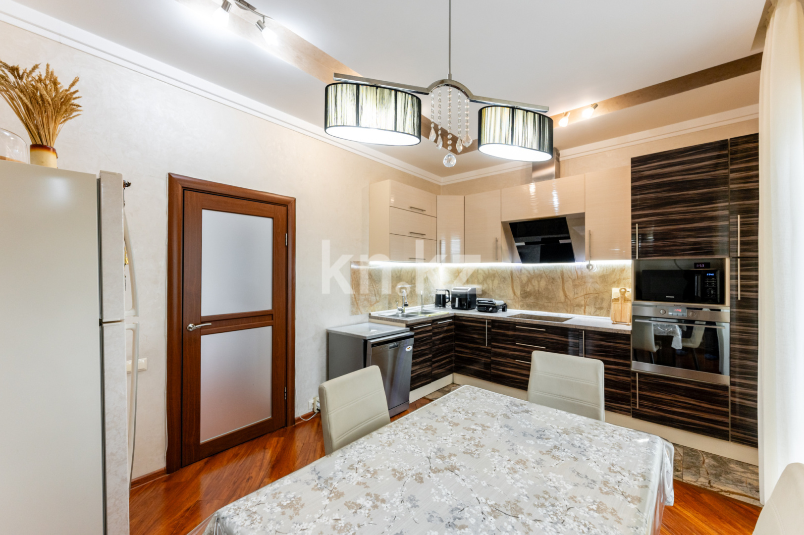 Продажа 3-комнатной квартиры, 145 м² - Продажа квартир в новостройках Астаны - страница 22 фото 5 из 40