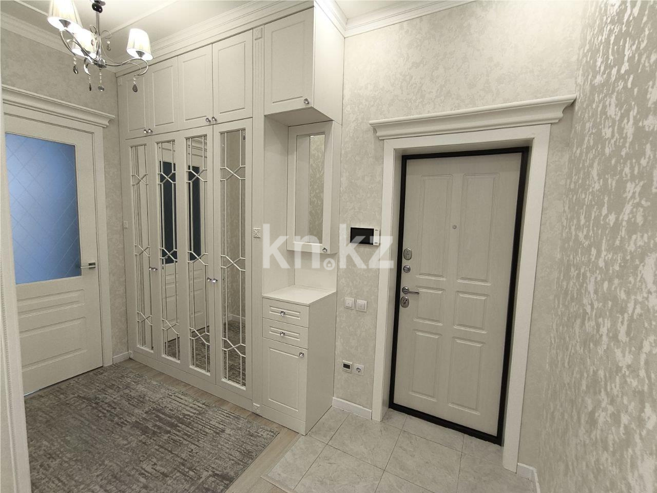 Продажа 4-комнатной квартиры, 100 м², мкр-н Степной-3 - Продажа  четырехкомнатных квартир в Караганде фото 18 из 24