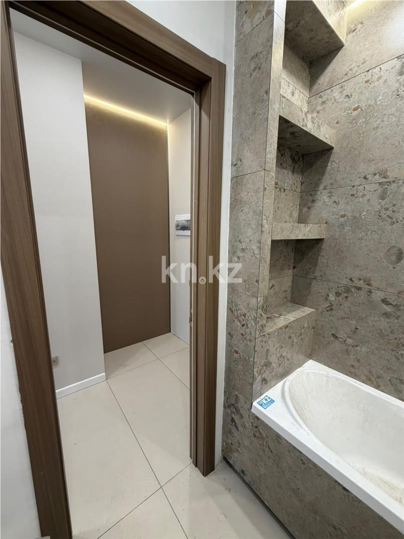 Продажа 2-комнатной квартиры, 40 м² - Продажа квартир в районе Майкудук в Караганде фото 5 из 9