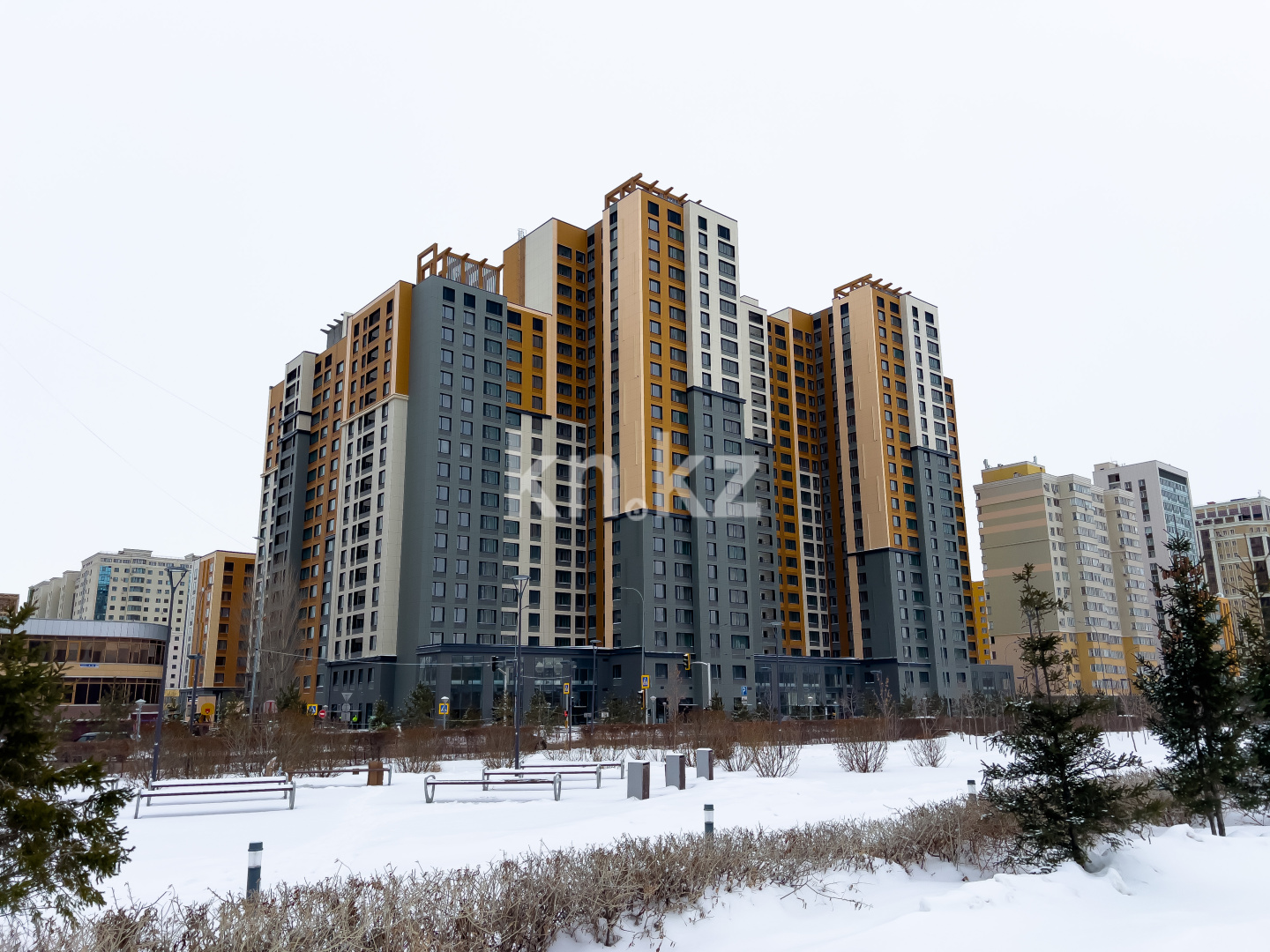 Продажа 3-комнатной квартиры, 96.7 м², ул. Туркестан, дом  4/1 в Астане - фото 8