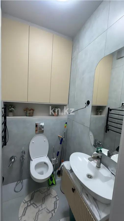 Продажа 2-комнатной квартиры, 52 м², ул. Жандосова, дом  94а в Алматы - фото 3