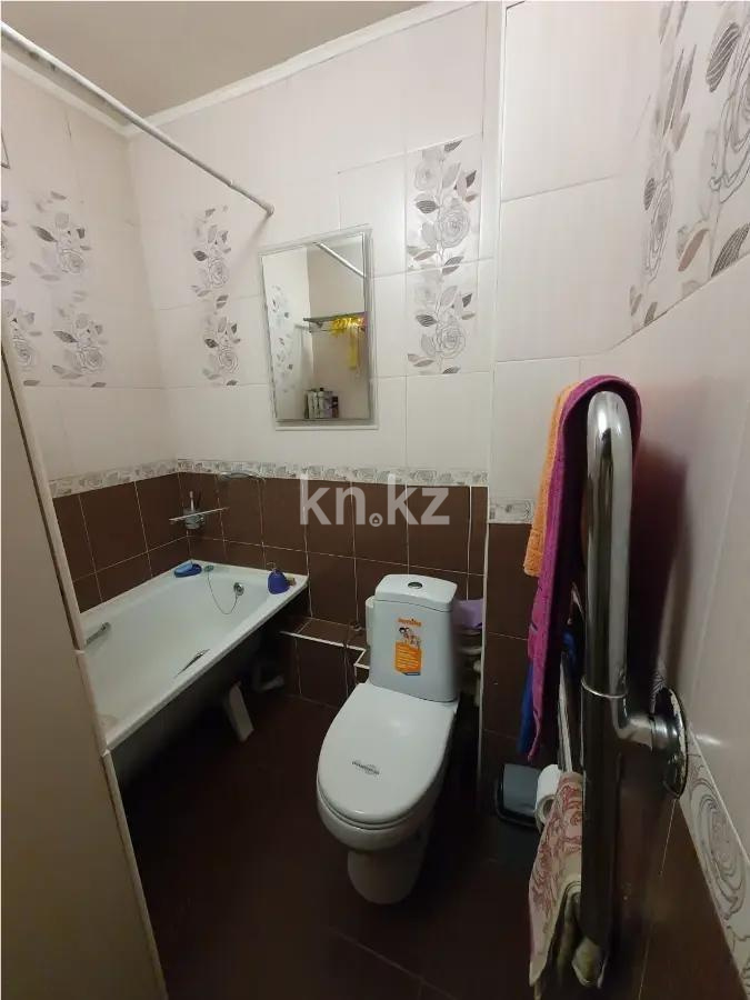 Продажа 3-комнатной квартиры, 58.4 м², мкр-н 2, дом  48 в Алматы - фото 5