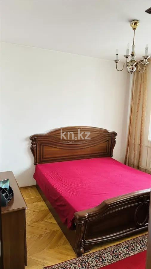 Продажа 4-комнатной квартиры, 74 м², мкр-н Самал-2, дом  48 в Алматы - фото 2