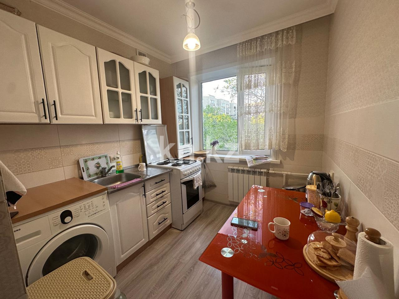 Продажа 3-комнатной квартиры, 61 м², ул. Университетская - Продажа  трехкомнатных квартир в Караганде фото 8 из 13