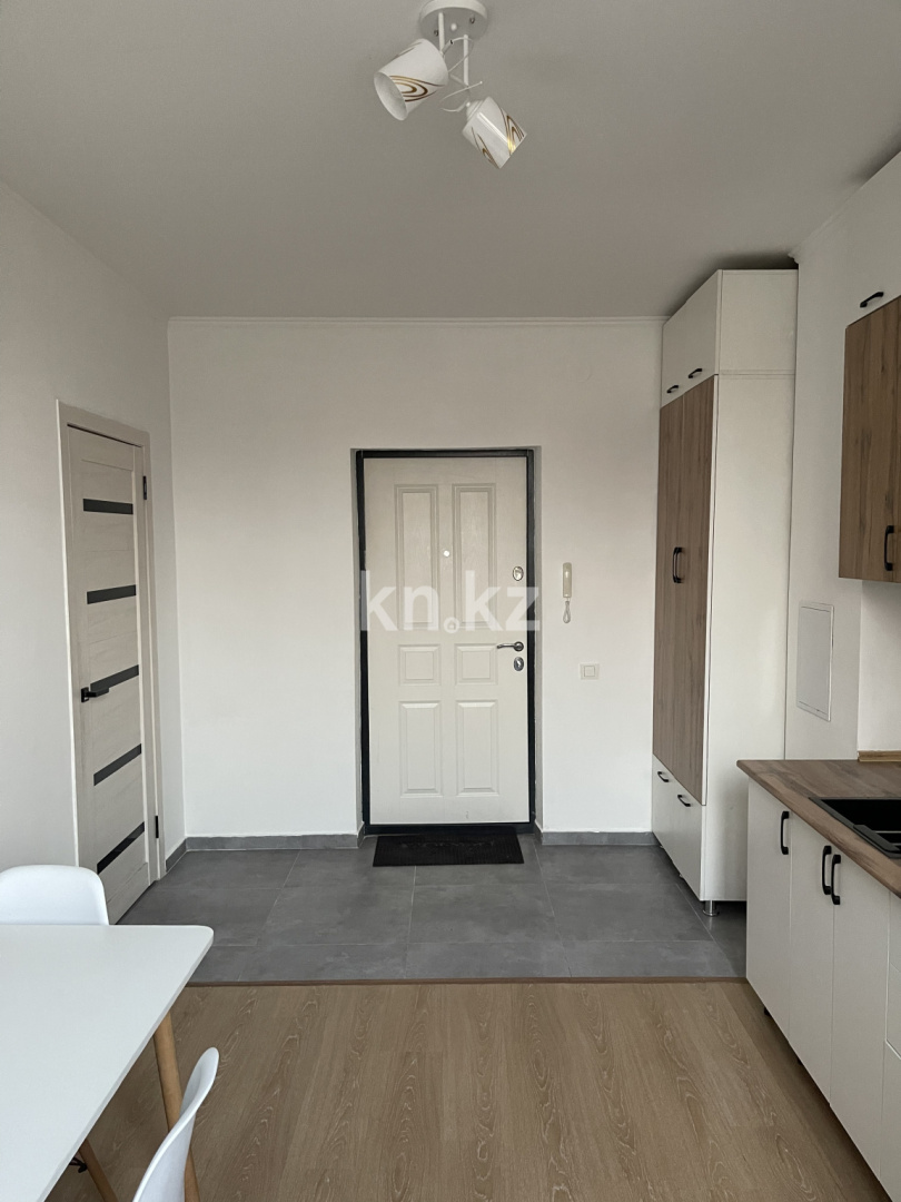 Продажа 1-комнатной квартиры, 40 м², ул. Еспаева, дом  10 в Алматы - фото 16