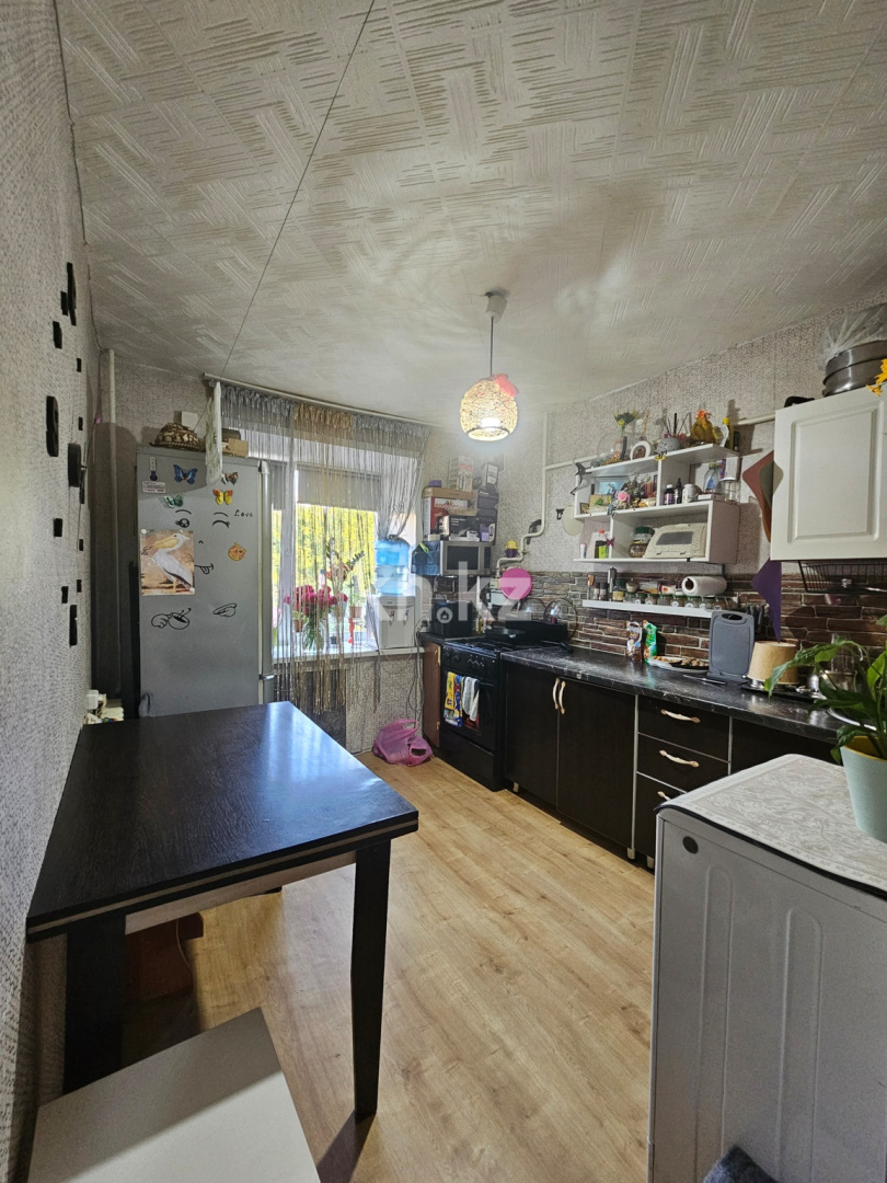 Продажа 1-комнатной квартиры, 35.6 м² - Продажа квартир в районе Город в Караганде фото 1 из 14