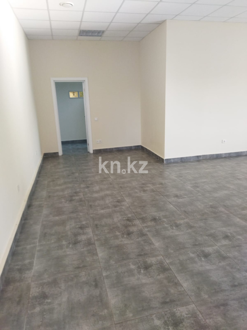 Аренда , пр.Кабанбай батыра, дом  2/2 в Астане - фото 2