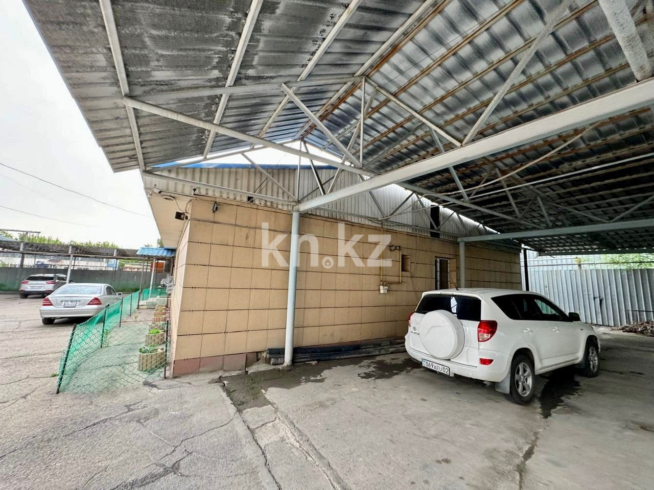 Продажа базы, 296 м² - Продажа баз, складов и промышленной недвижимости в Алматы с фото фото 3 из 14