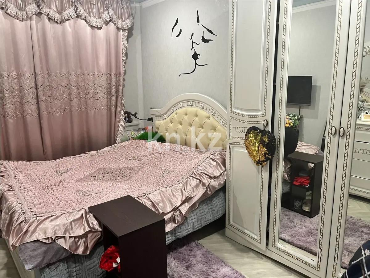 Продажа 4-комнатной квартиры, 77 м², мкр-н 15, дом  2/3 - Продажа  четырехкомнатных квартир в Караганде без посредников фото 2 из 7