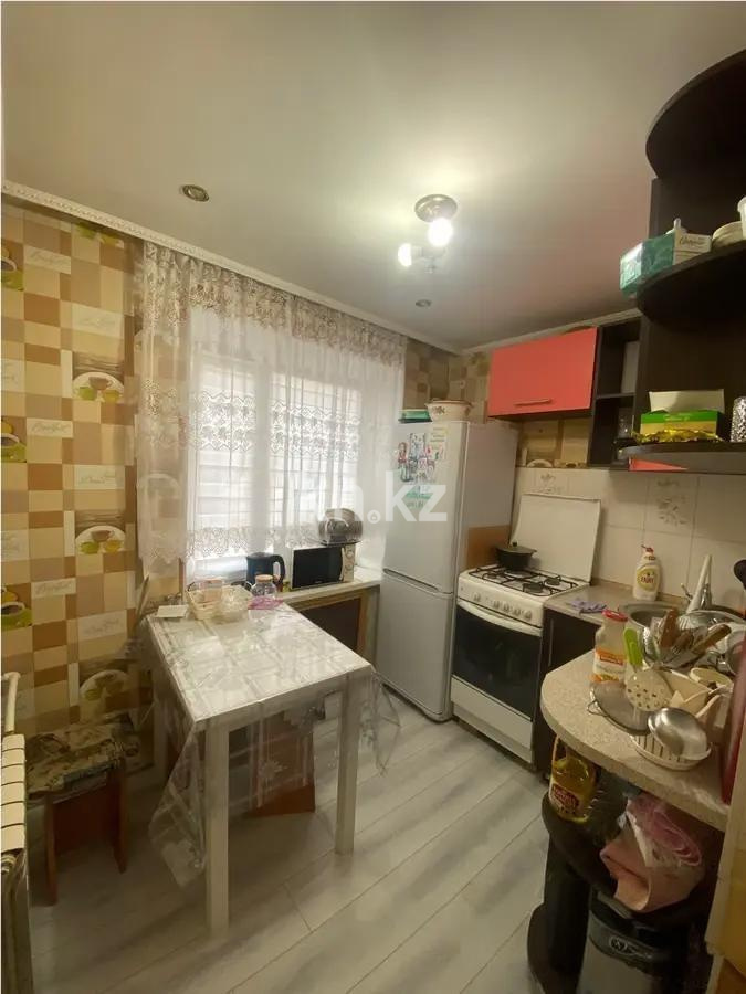 Продажа 3-комнатной квартиры, 60 м², ул. Язева, дом  1 - Продажа  трехкомнатных квартир в Караганде фото 4 из 5