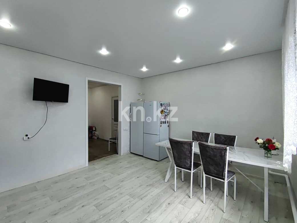 Продажа 5-комнатного дома, 100 м² - Продажа недвижимости в Караганде - страница 3 фото 9 из 40