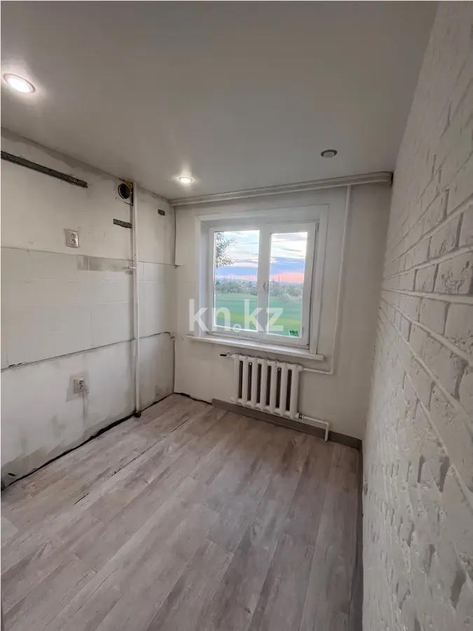 Продажа 2-комнатной квартиры, 44 м², 2 кв-л, дом  32 в Караганде - фото 3