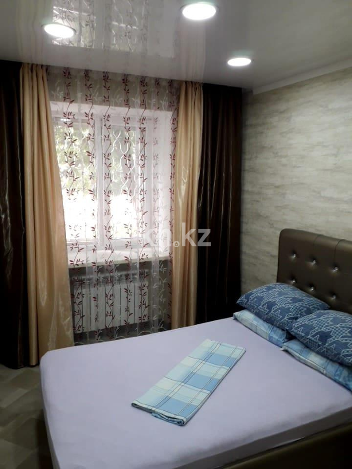 Аренда 3-комнатной квартиры посуточно, 78 м², ул. Набережная Славского, дом  48 - Аренда квартир посуточно в Усть-Каменогорске фото 3 из 24