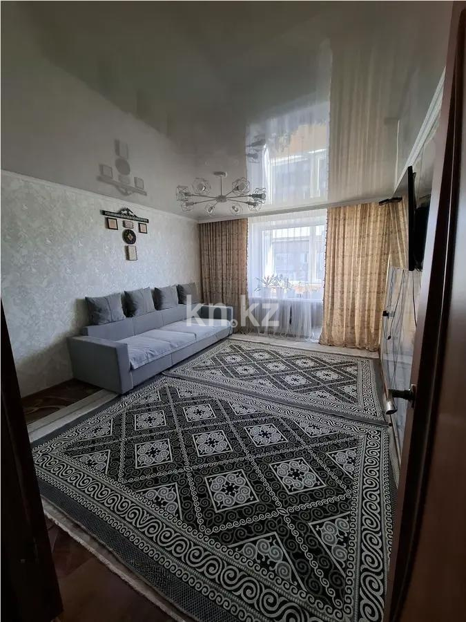 Продажа 3-комнатной квартиры, 60 м², мкр-н Восток-3, дом  16 - Продажа  трехкомнатных квартир в Караганде без посредников с фото фото 1 из 7