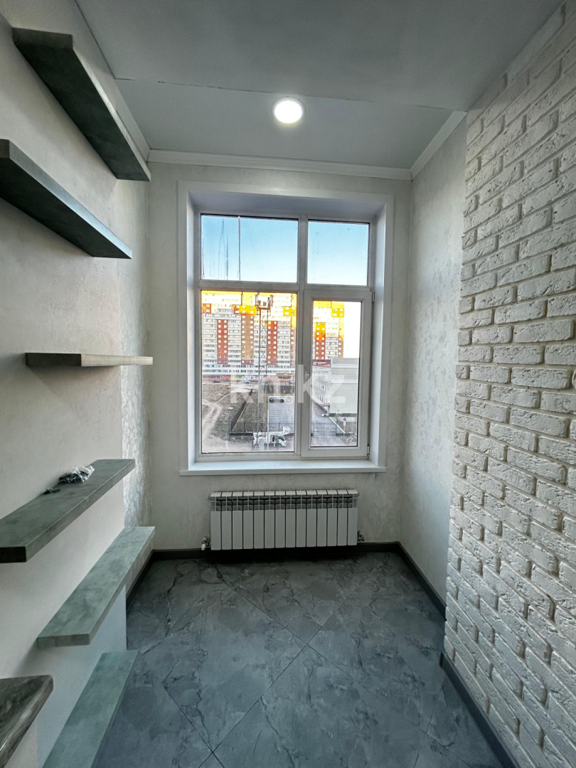 Продажа 2-комнатной квартиры, 42 м², ул. Ашимова, дом  21 в Караганде - фото 3