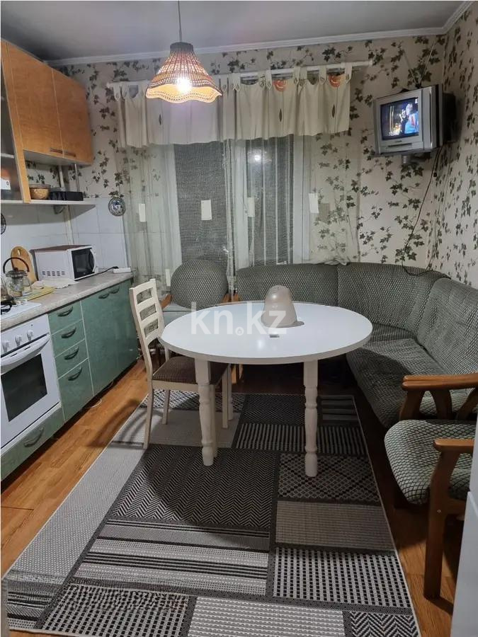 Продажа 2-комнатной квартиры, 52 м², мкр. Аксай-3б, дом  29 в Алматы - фото 3