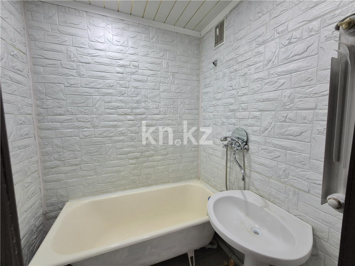 Продажа 2-комнатной квартиры, 54 м², пр. Металлургов в Темиртау - фото 13